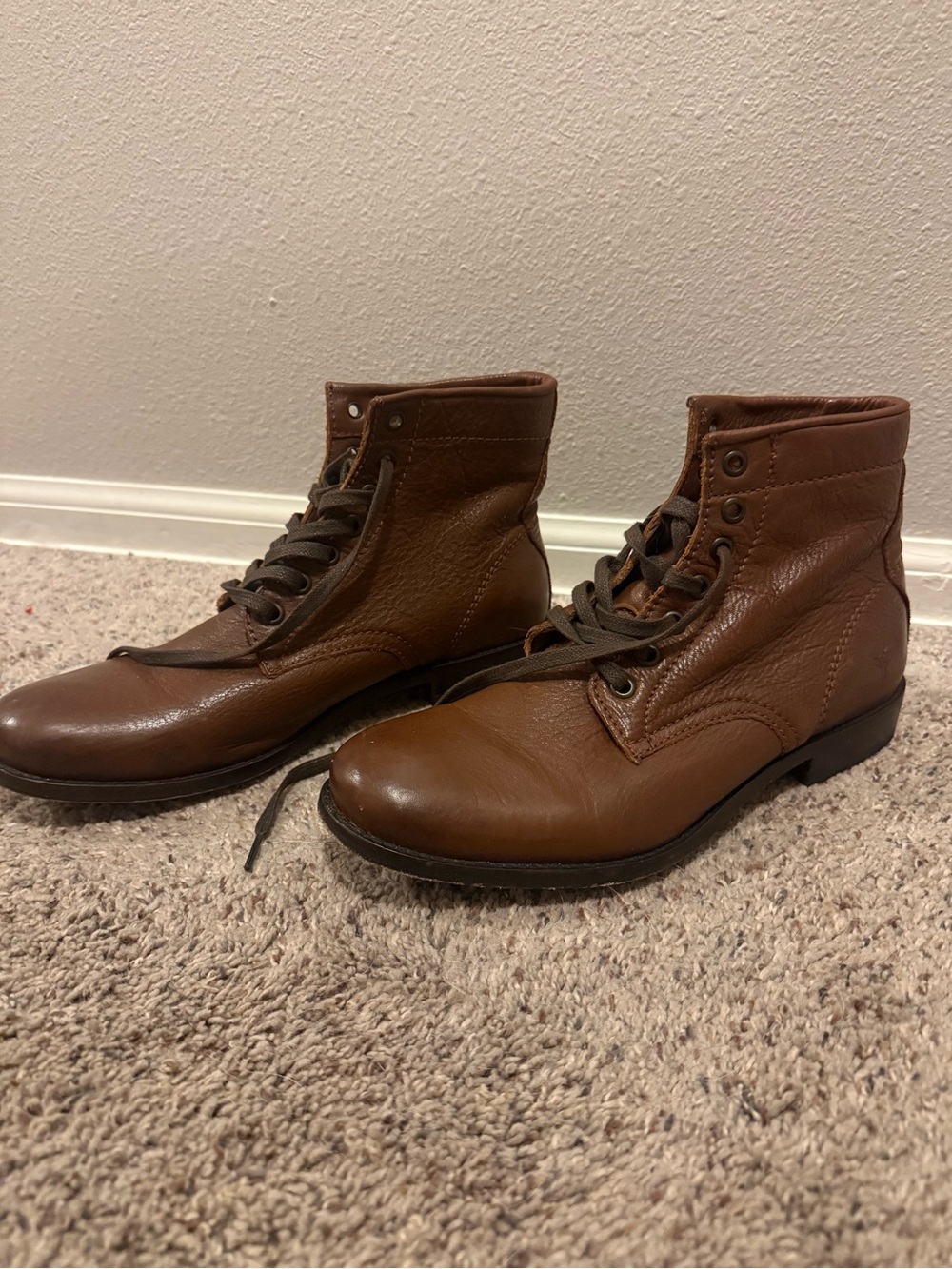 Frye Tyler Lace Up Leather Boots Cognac Brown 8.5